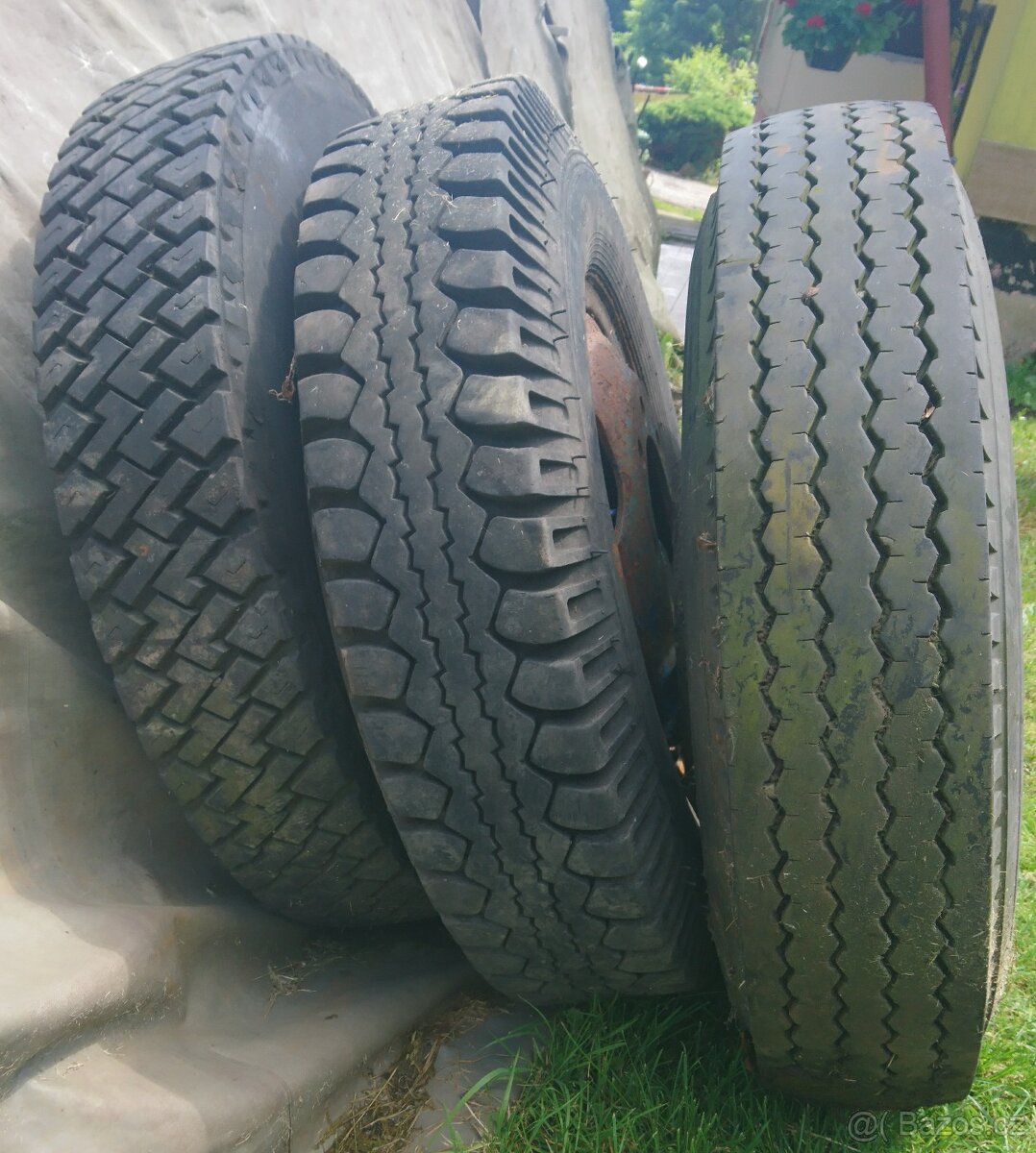 Prodám pneu na NA IFA W50 - 2
