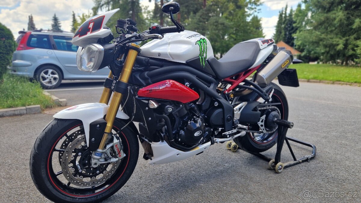 Triumph Speed Triple R - 2