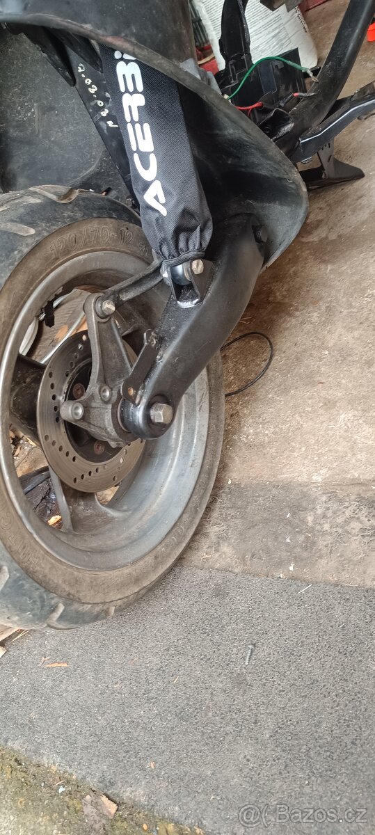 Peugeot single arm vidlice. - 2