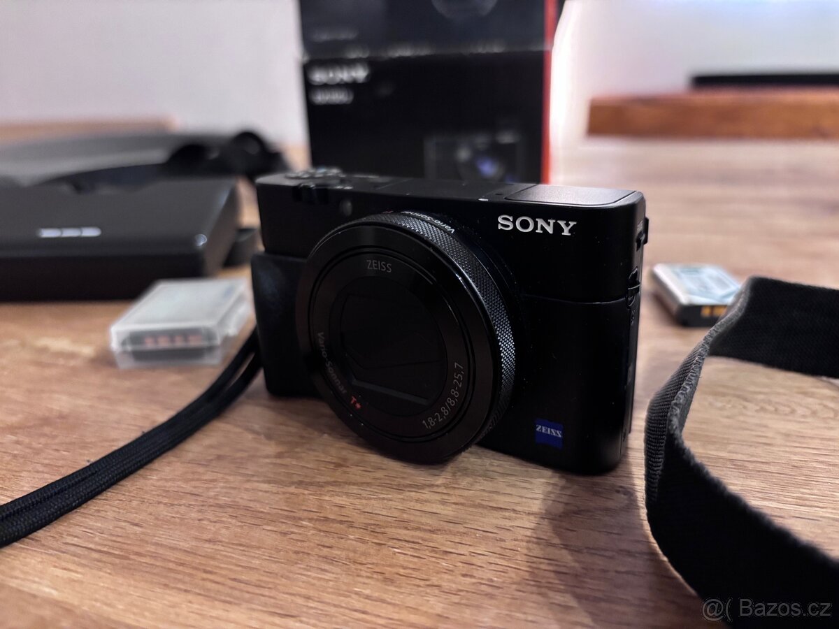 Sony RX100VA - 2