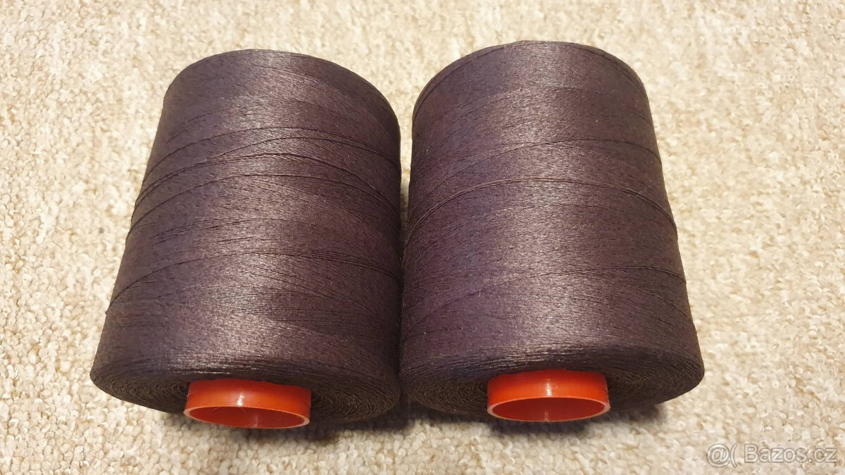 Nitě 100% polyester, návin 5000m, hnědá, TEX 60 - 2