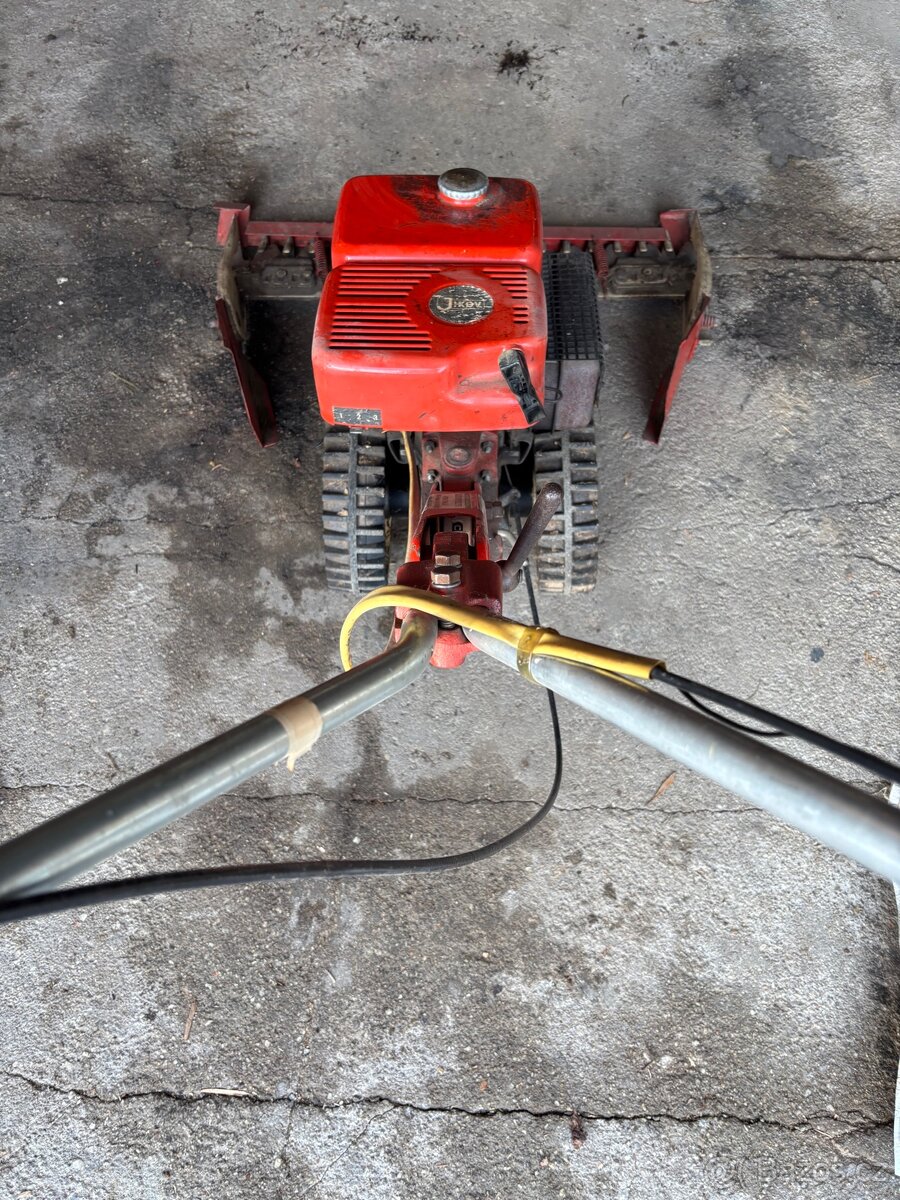 Sekačka motor Jikov - 2