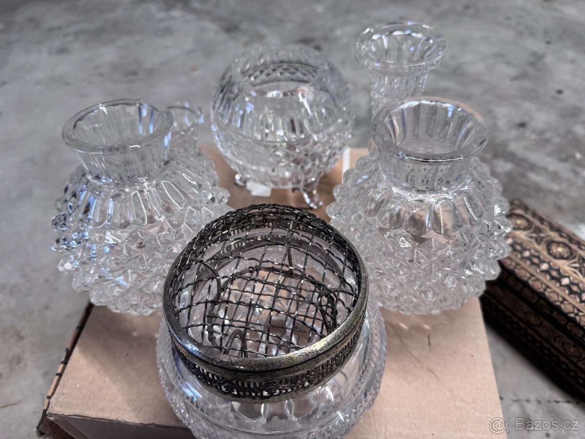 Broušené sklo, dřevěné krabičky - 2