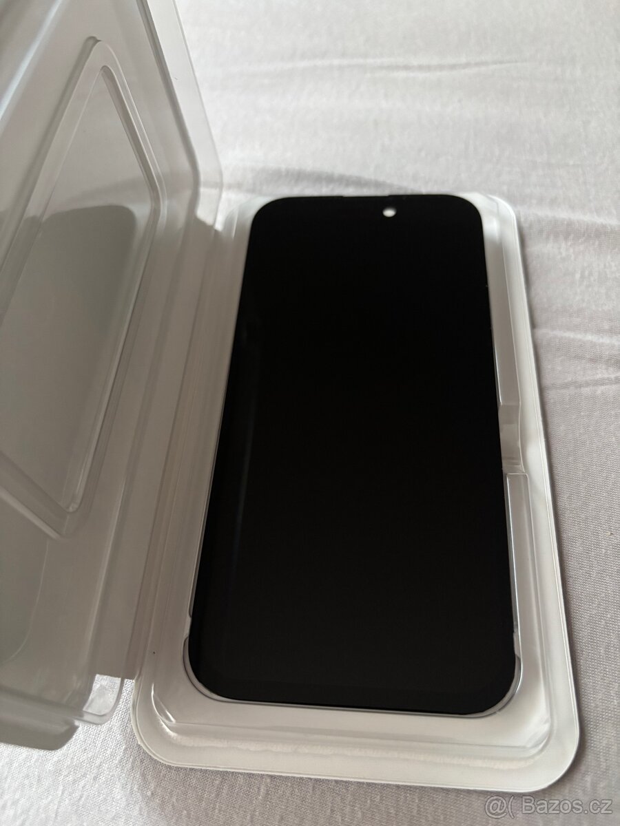 iPhone 15 displej - 2