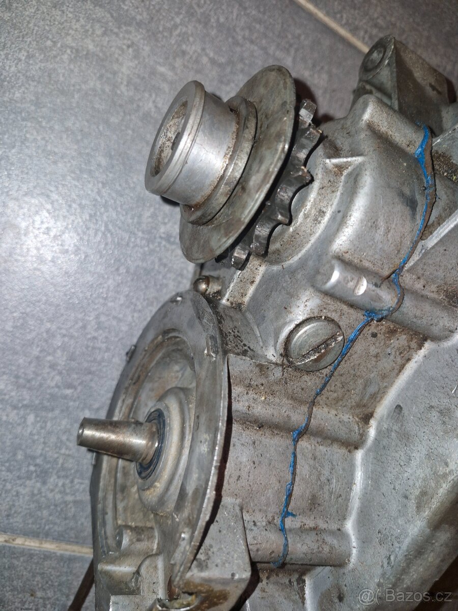 Polomotor babetta 210 - 2