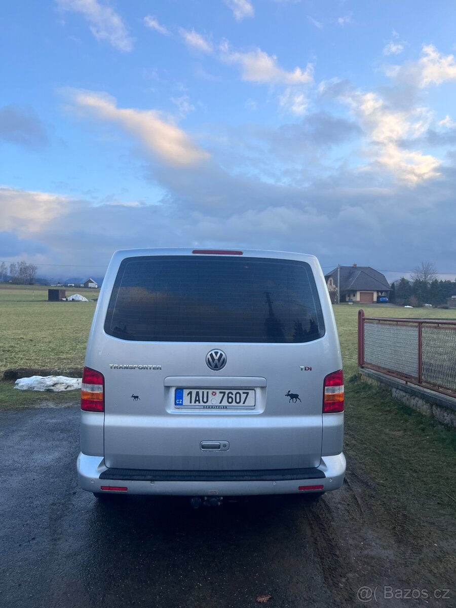 VW Transporter T5 - 2