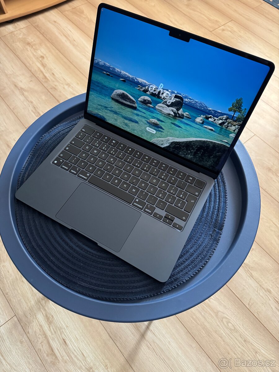 MacBook Air M3 13.6" 2024 - 2