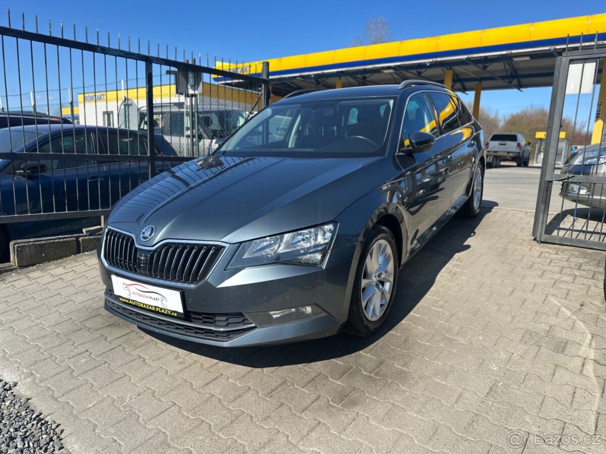 Škoda Superb 1.6TDi KAMERA,SMARTLINK, - 2