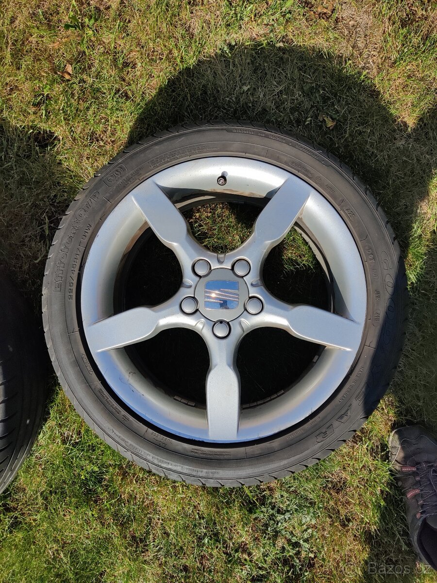 Sada 4 alu disků R17 originál Seat - 2