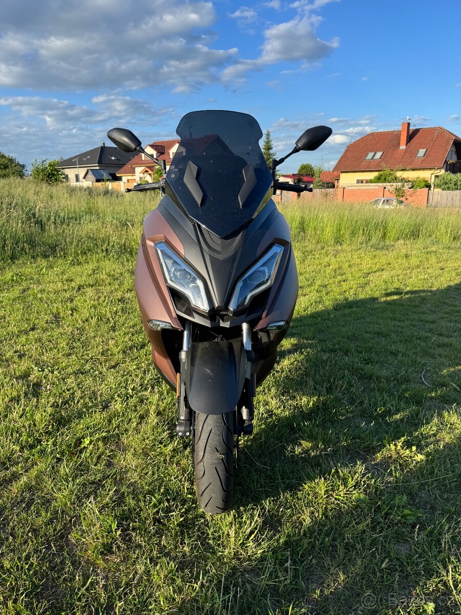 Maxon Discover 300 - 2