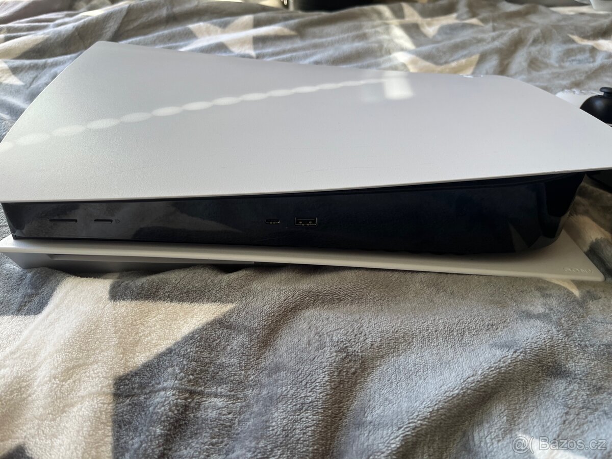 Herní konzole Playstation 5 + ovladač, 825 gb s mechanikou - 2
