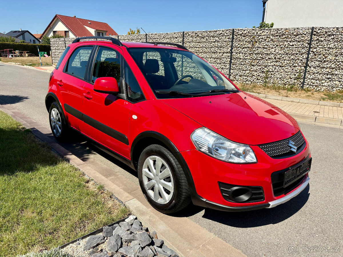 Suzuki SX 4 1.5i, klima, multifunkční volant - 2
