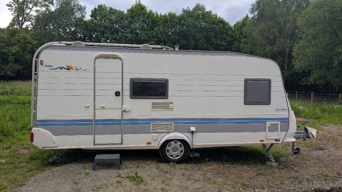 Karavan Hobby Excellent Easy 500 KMFe palandy - 2