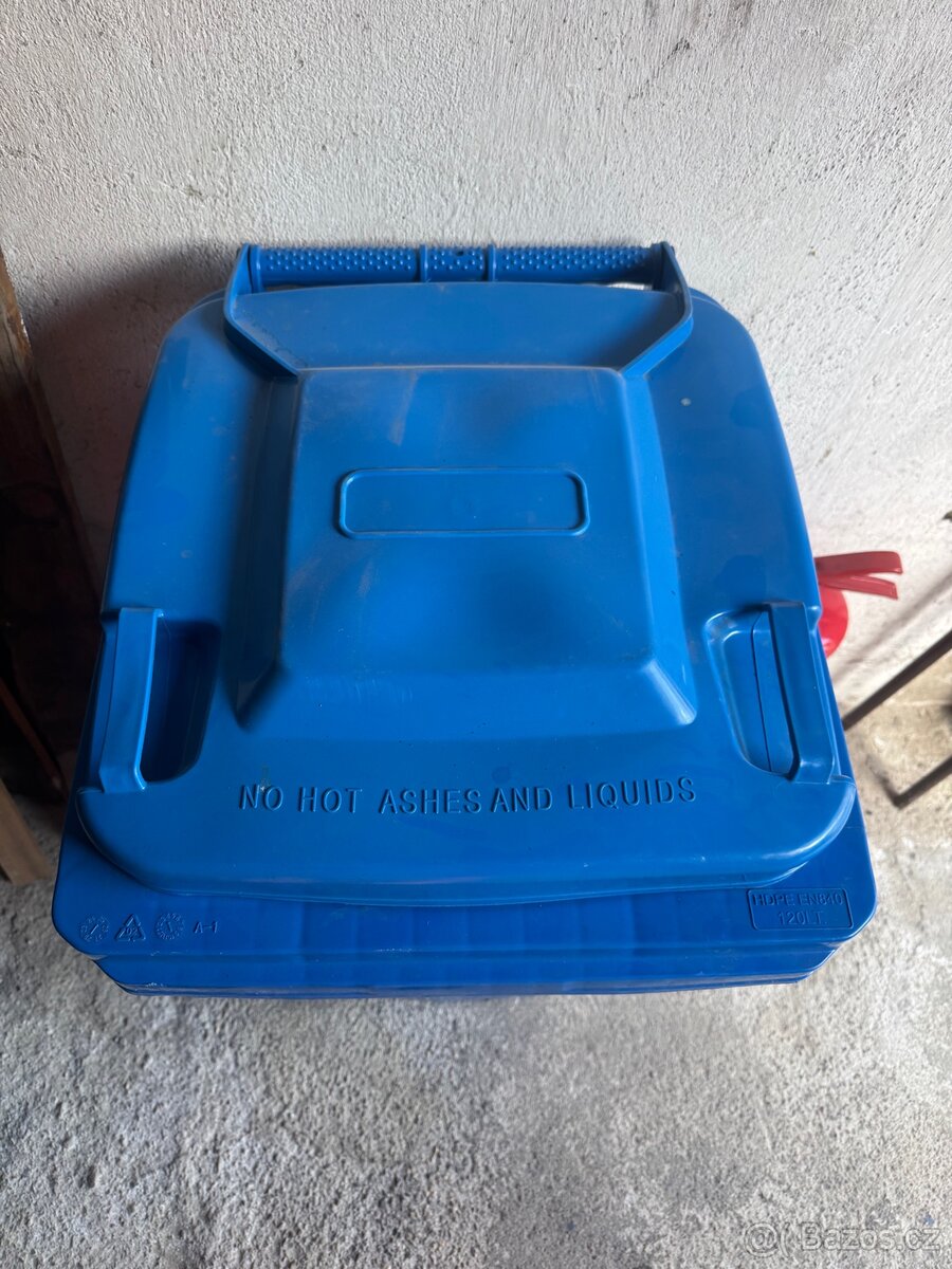 Plastová popelnice 120l - 2