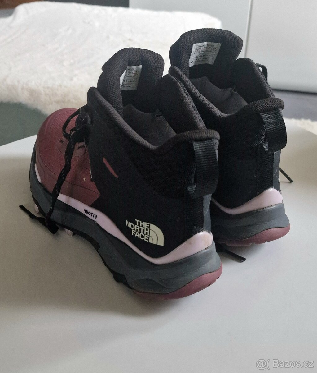 Dámská treková obuv vel. 38 The North Face jako nové - 2