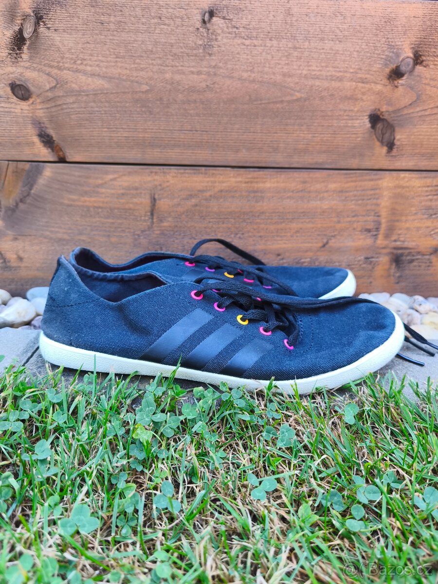 Dámské boty ADIDAS černé ve vel. 39 1/3 - 2