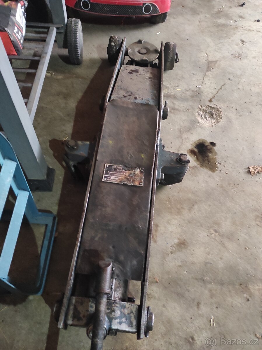 Prodám hydraulický zvedák - 2