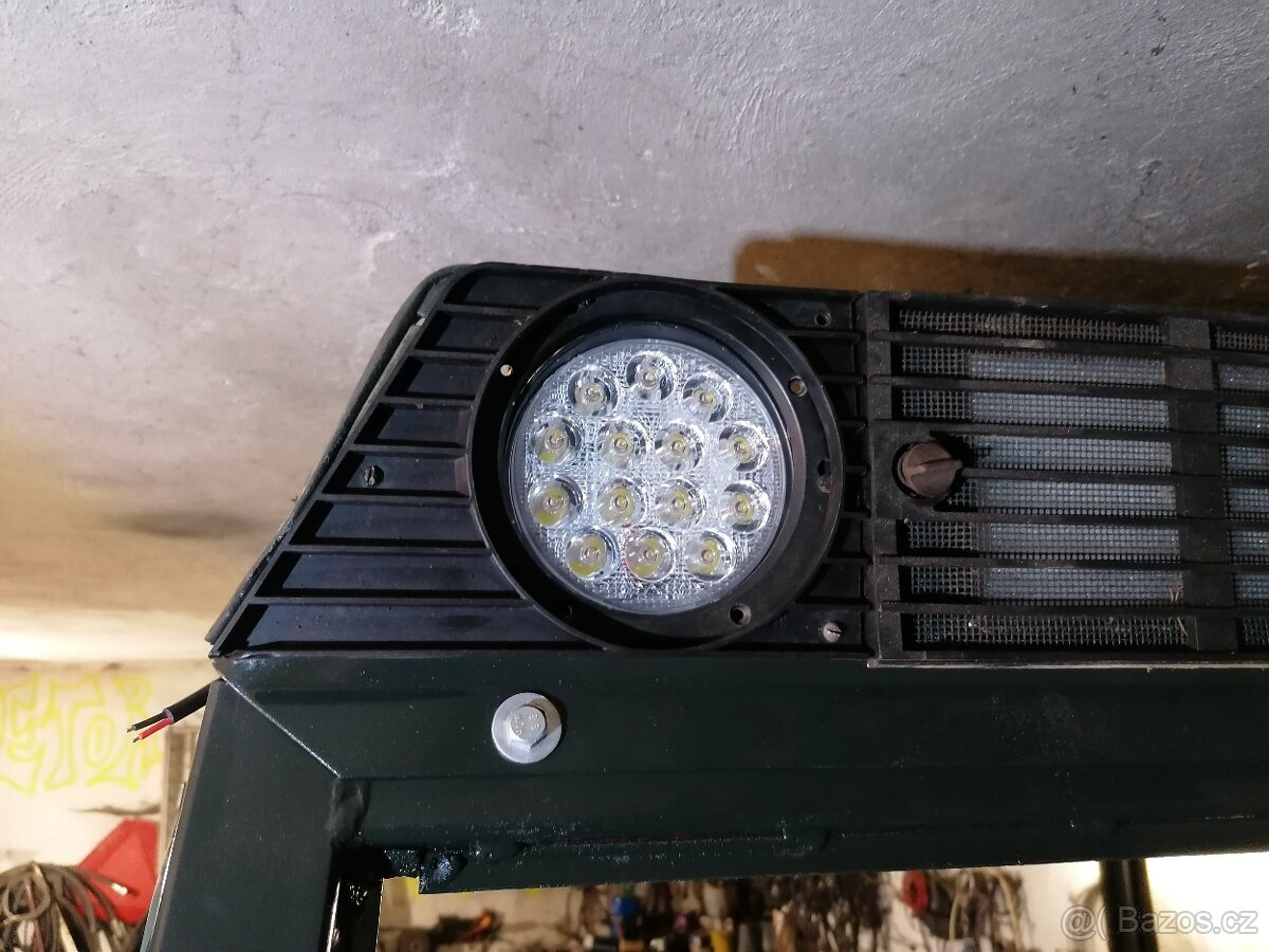 Prodám led pracovní světla vhodná na kabinu zetor - 2