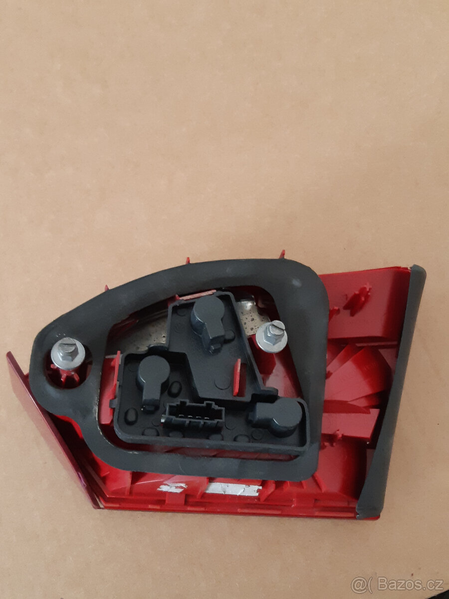 Levé zadní světlo VW Jetta VI - 2