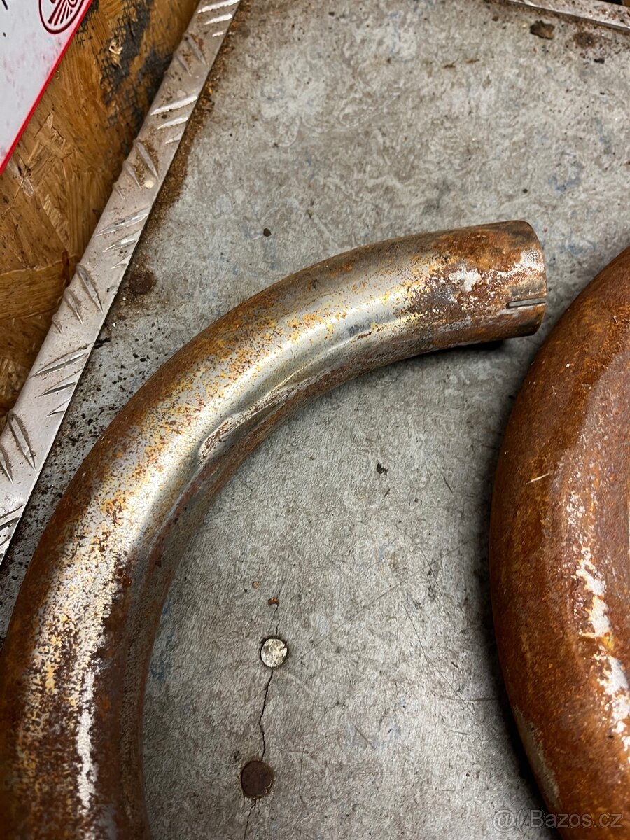 Různé kolena výfuku Jawa/ČZ - 2