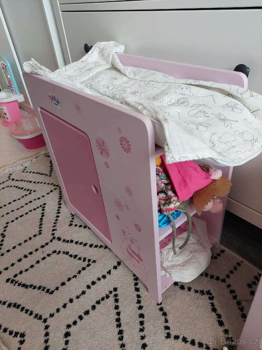 Baby born skřín a přebalovacím pultem - 2