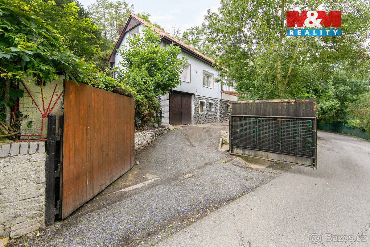 Prodej rodinného domu v Roztokách, ul. Roztoky - 2