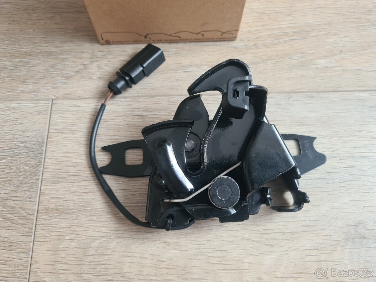 NOVÝ Zámek kapoty Octavia 1 - ORIGINÁL - 2