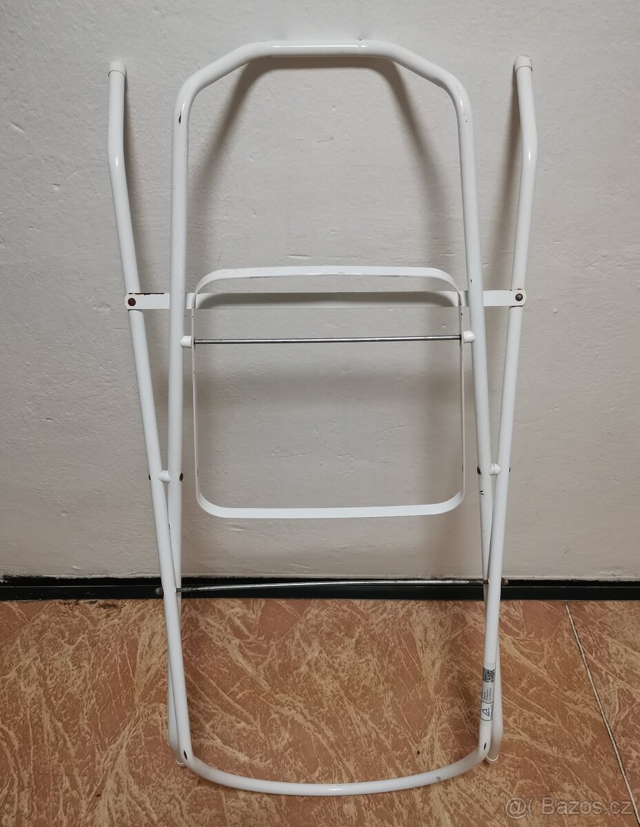 Stojan na dětskou vaničku - 2