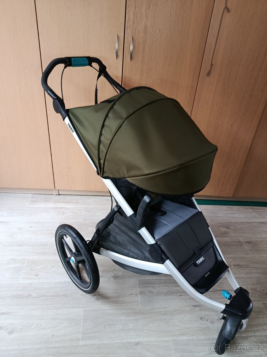Stříška podle Thule Urban Glide2 + potah zdarma - 2