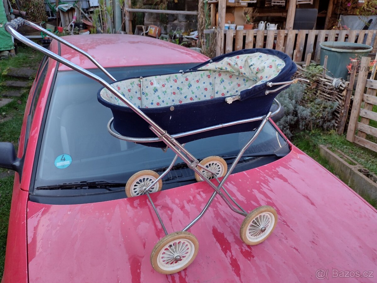 Kočárek pro panenky - 2