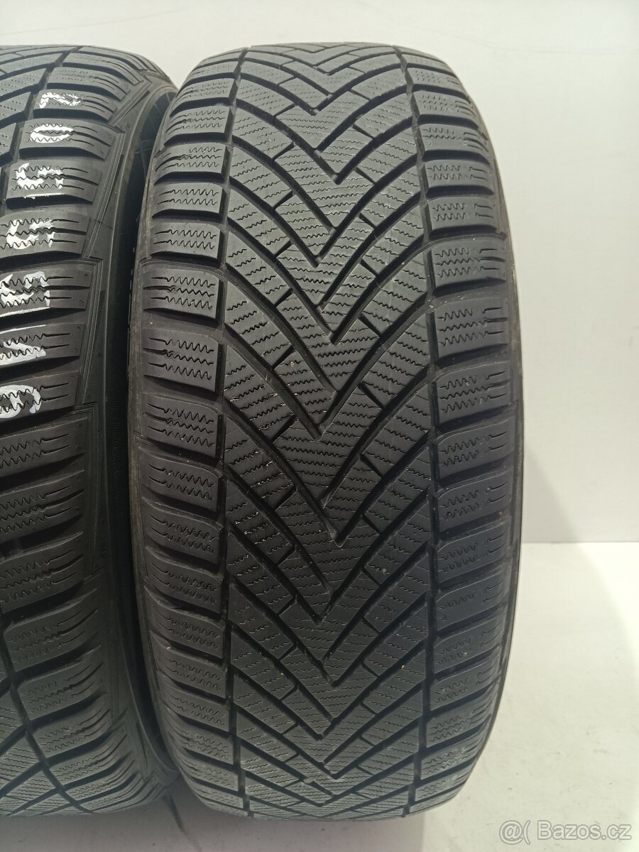 Zimní pneu 205/55/16 Vrdestein - 2