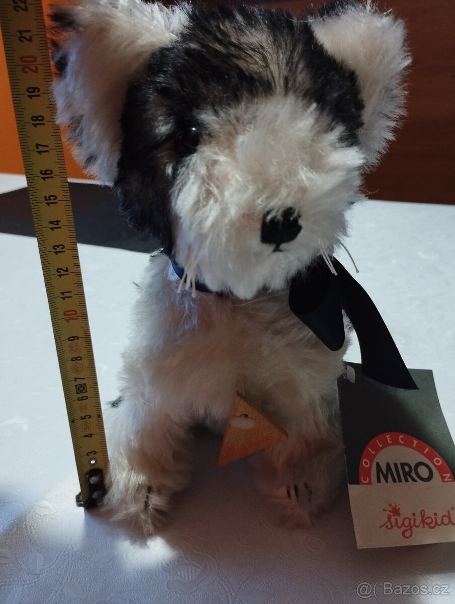 Retro hračka s certifikátem - 2