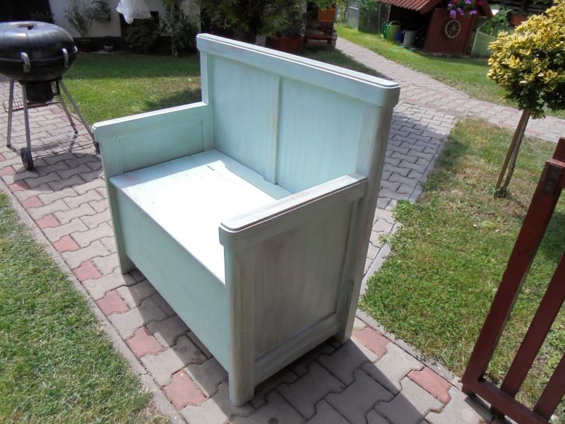 Lavice s úložným prostorem - 2