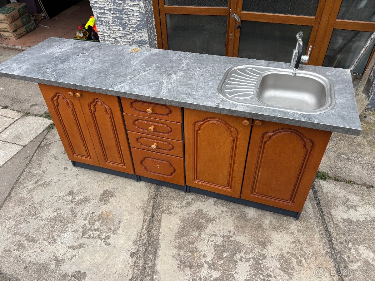 Kuchyňská linka - 2