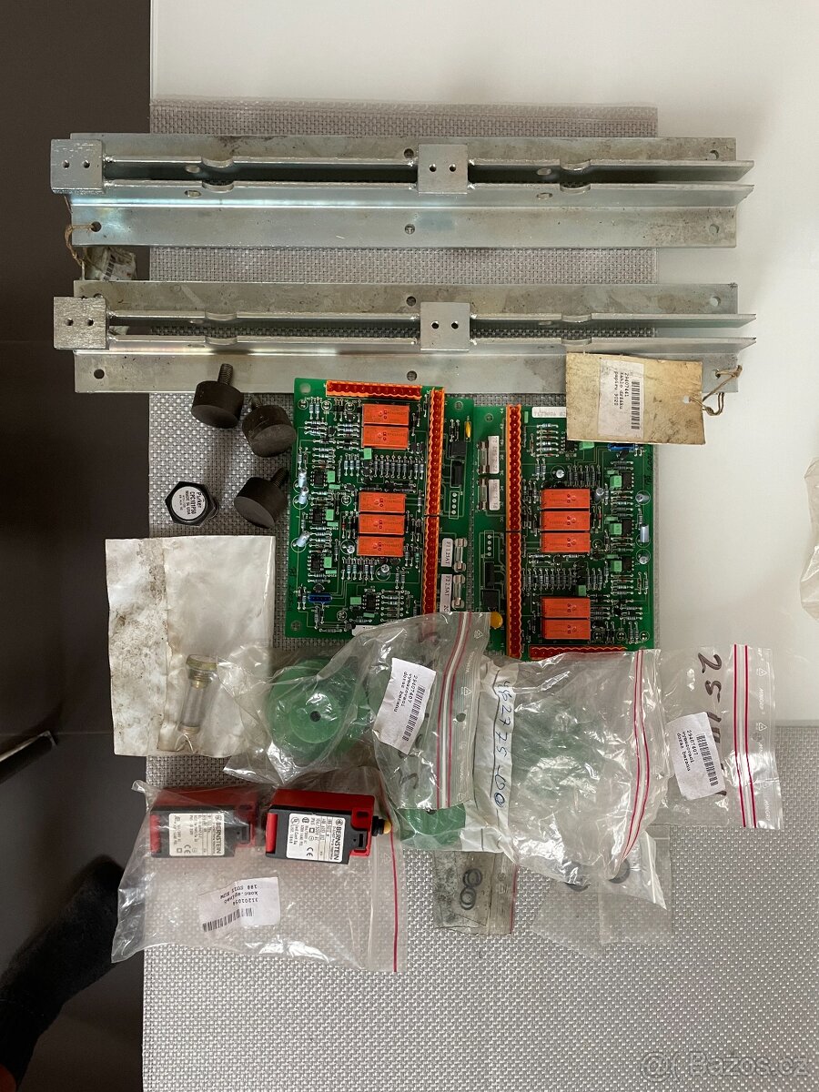 ORWAK 9020, paketovací lis díly - 2