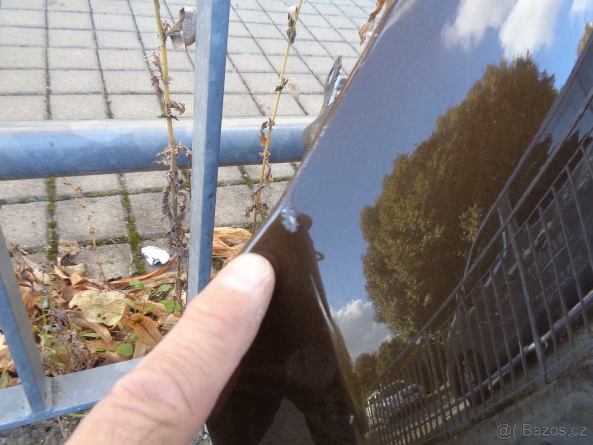 BMW 1 E87 blatník levý 41357133227 - 2