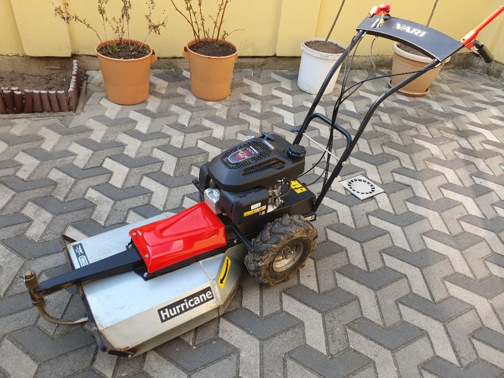 Sekačka s pojezdem - 2