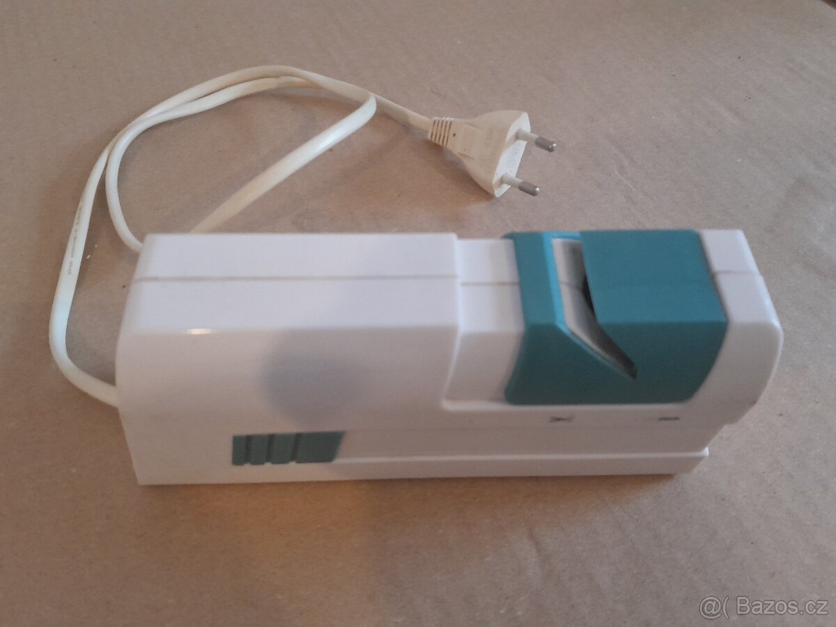 Elektrický brousek na nože a nůžky - 2