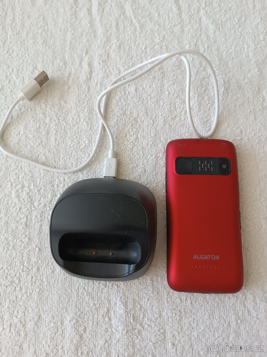 Mobilní telefon Aligator - 2