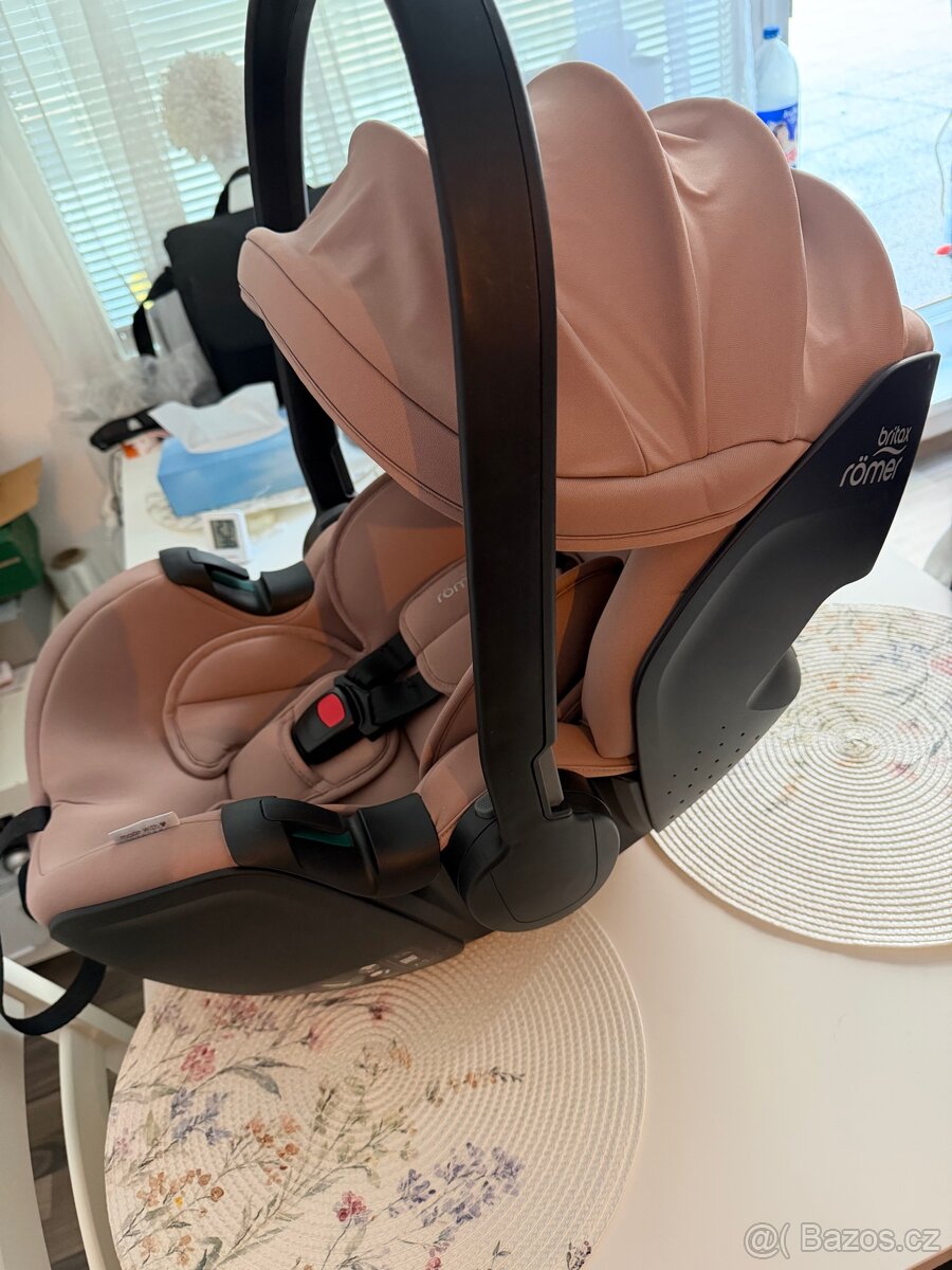 Autosedačka BRITAX RÖMER Baby-Safe Pro - 2
