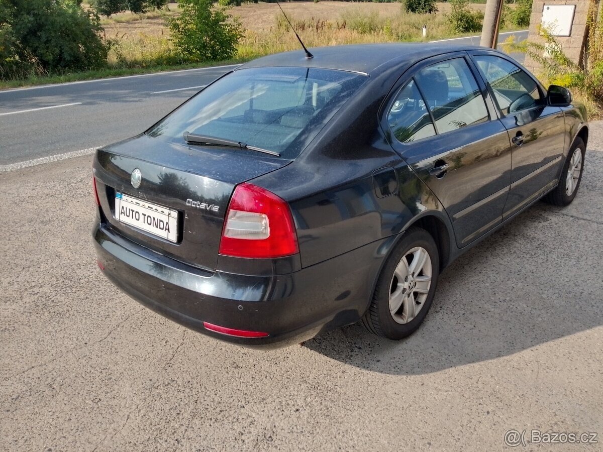 Škoda Octavia II 1.6 MPI - 2