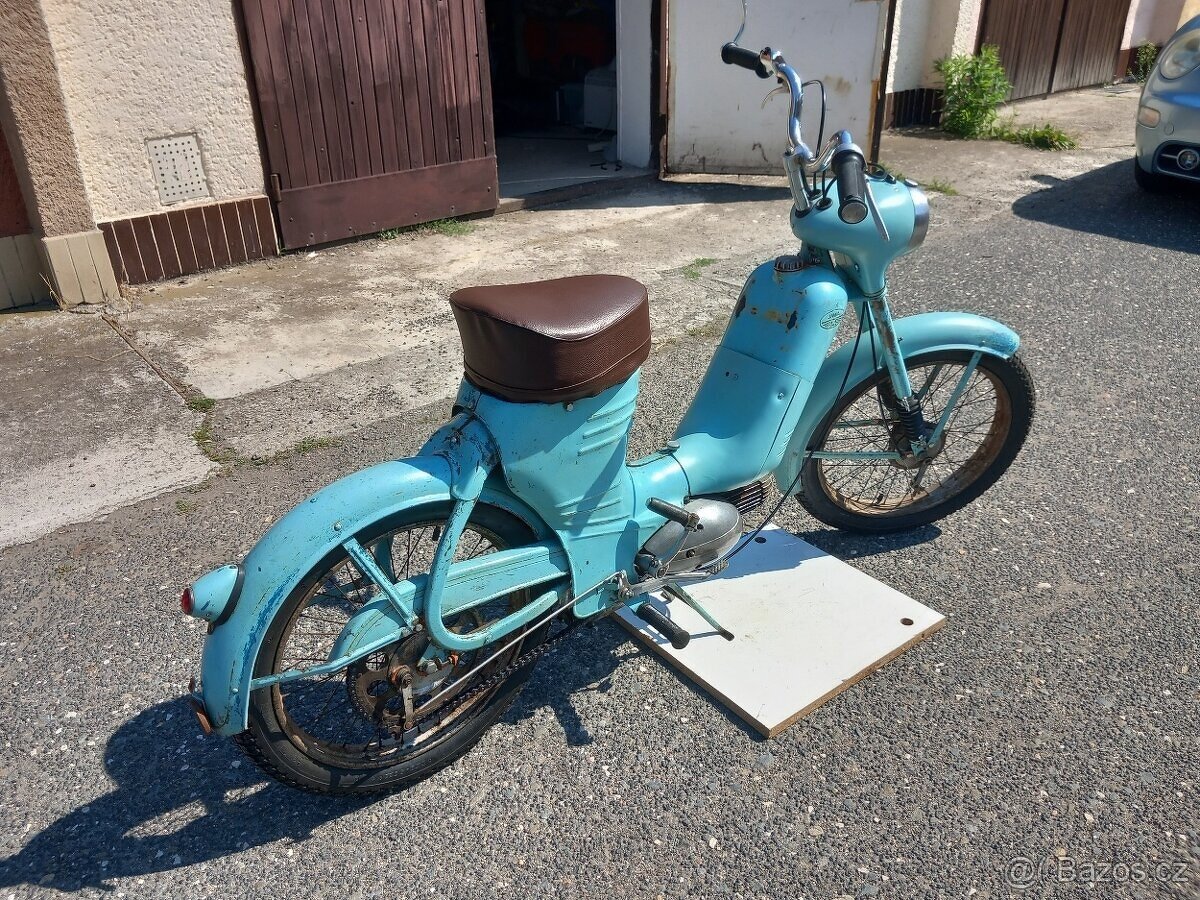 Jawa 550 - Pařez - - 2