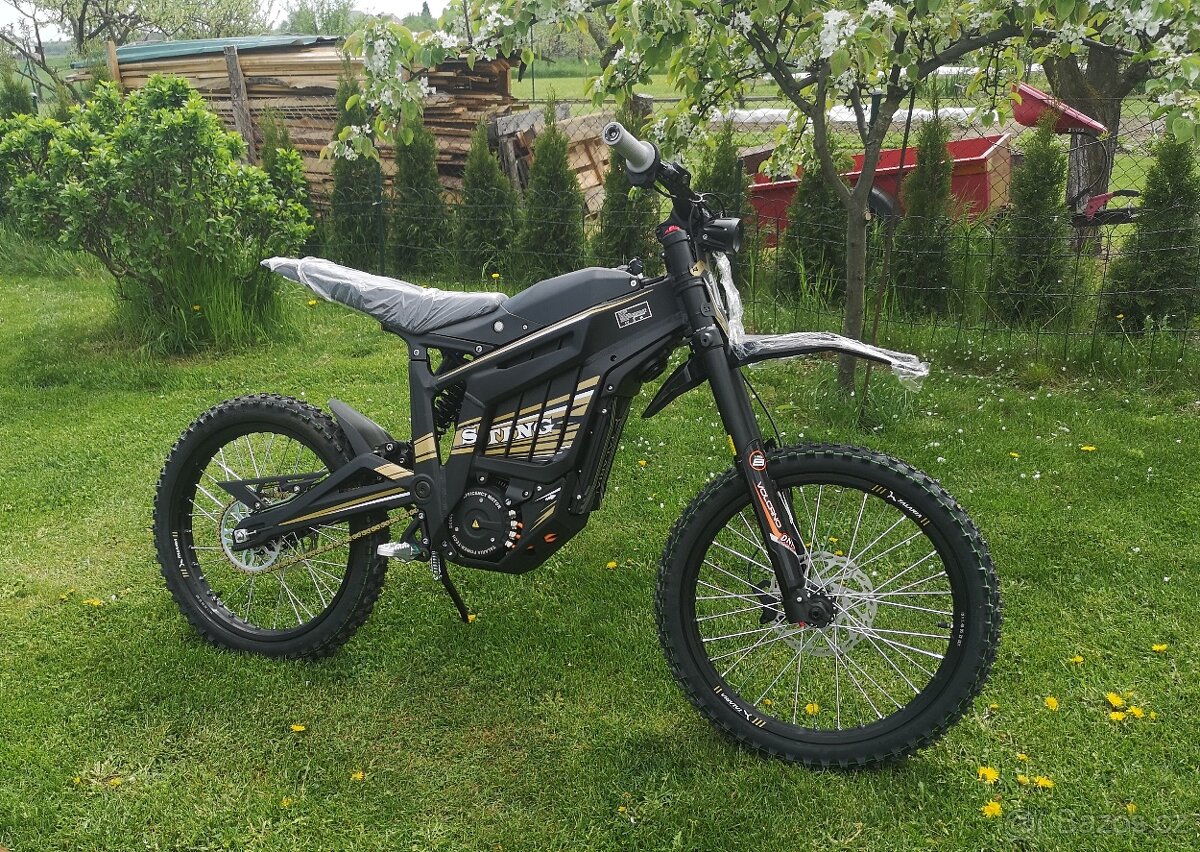 Talaria MX Sting 6kw, zánovní, najeto 26km.