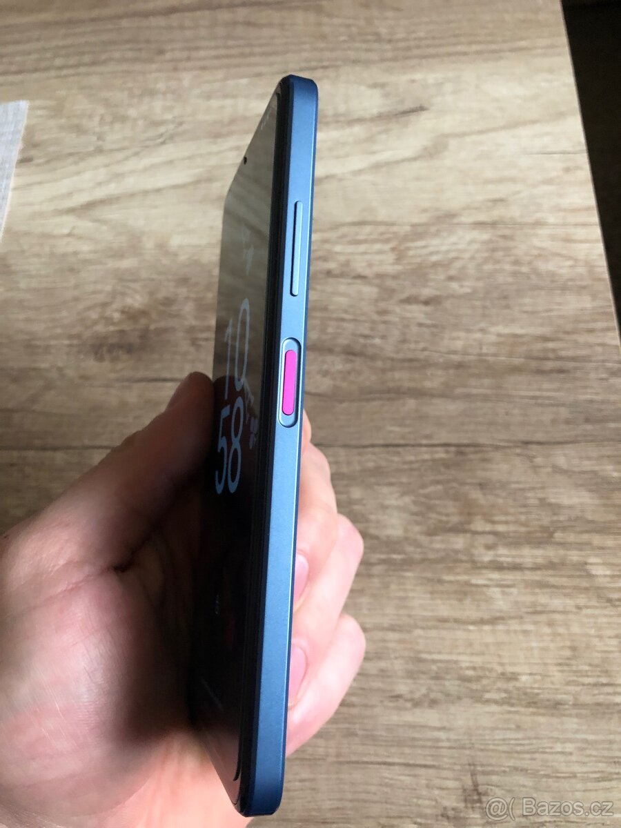 T Phone/chytrý telefon/smartphone - 2