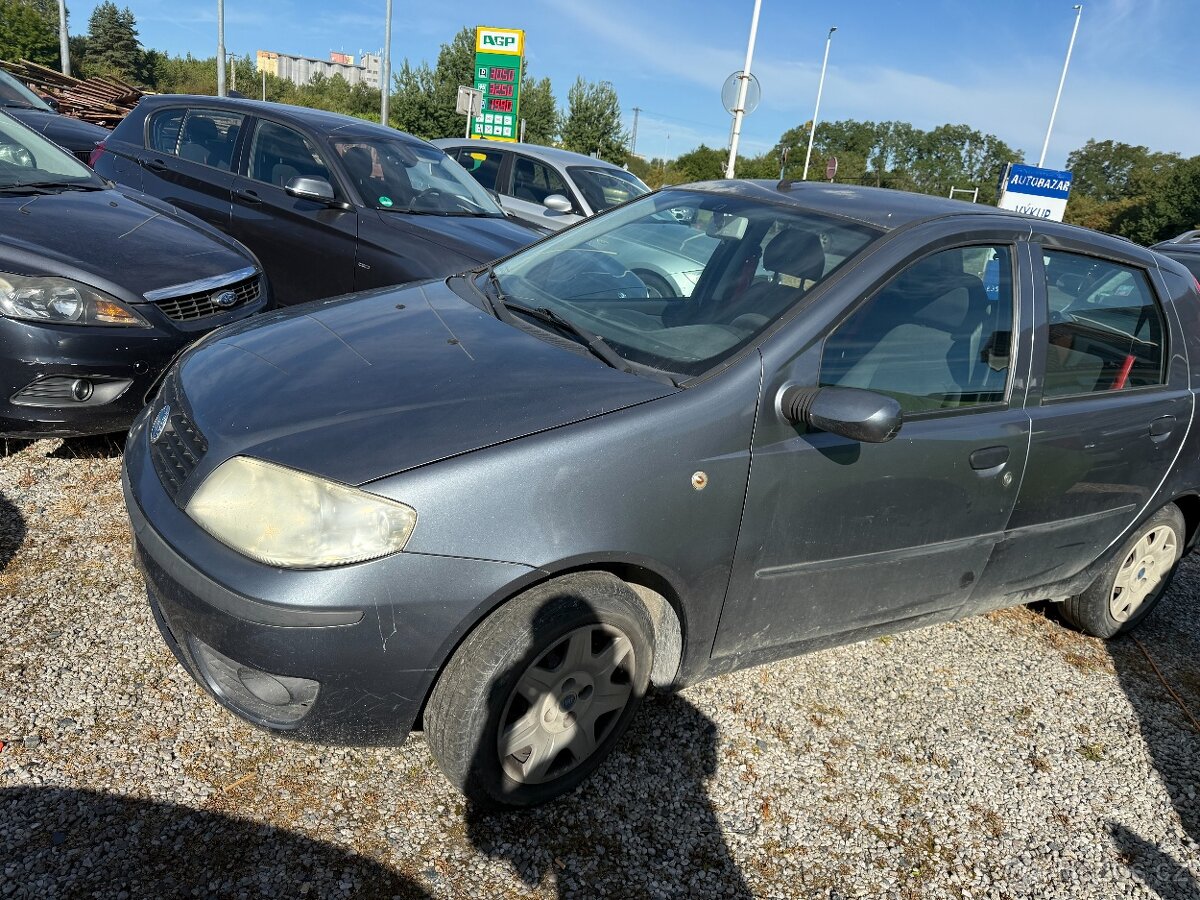 Fiat Punto 1,2i 44 kw.jen 105t.km..klima 2004 - 2