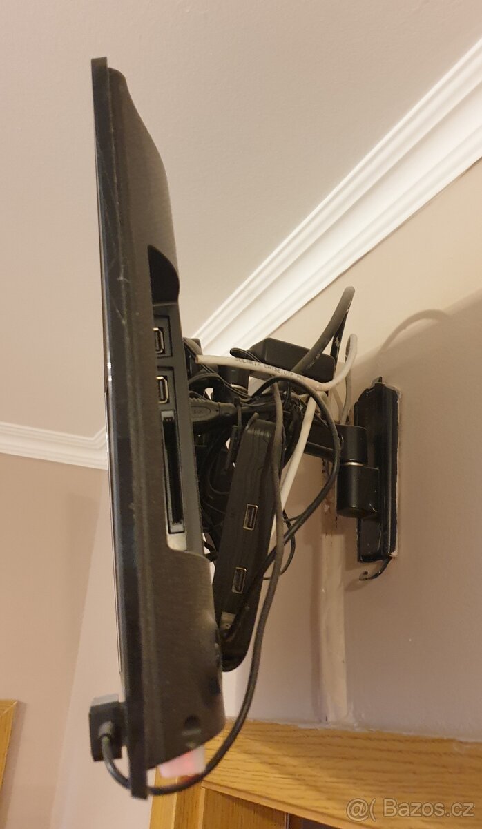 Televize Samsung UE22F5400 včetně DBVT2 set-top-boxu - 2