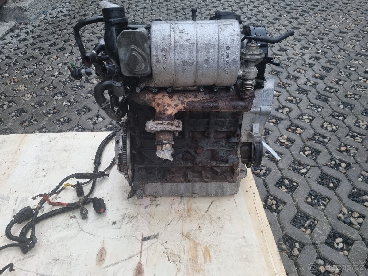 Motor 1,9 SDI 47kw kompletní motor 148.000km - 2