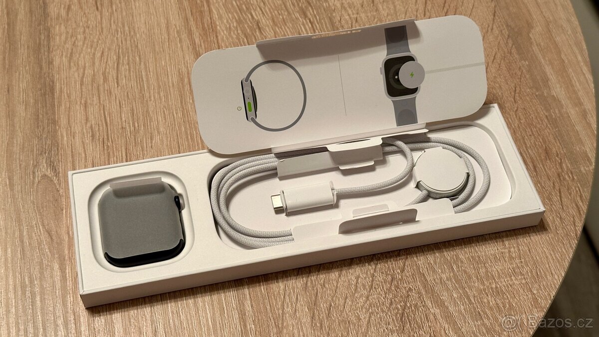 Apple Watch Series 9 GPS + Cellular 45mm - 2