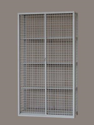 Regál se sítí a dveřmi Y 0601 - 2