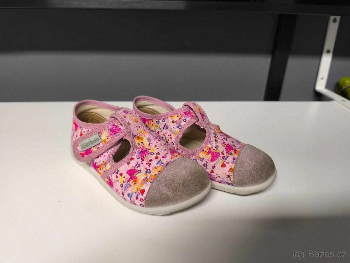 Dívčí papuče - bačkory, bačkůrky značky CICIBAN vel. 26 - 2